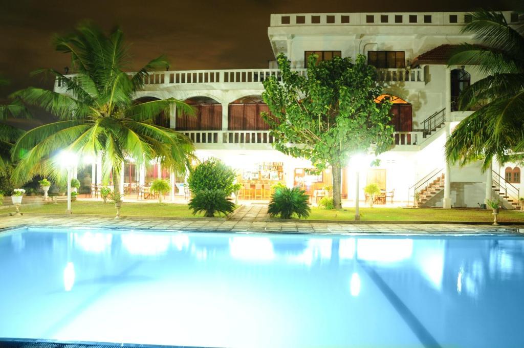 Hotel Lagoon Paradise Negombo Ngoại thất bức ảnh