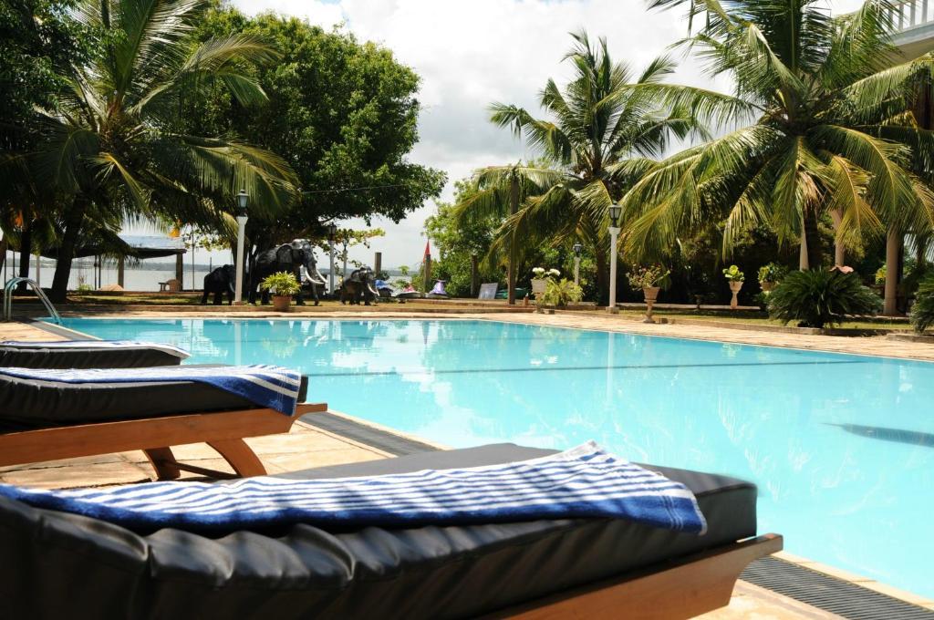 Hotel Lagoon Paradise Negombo Ngoại thất bức ảnh