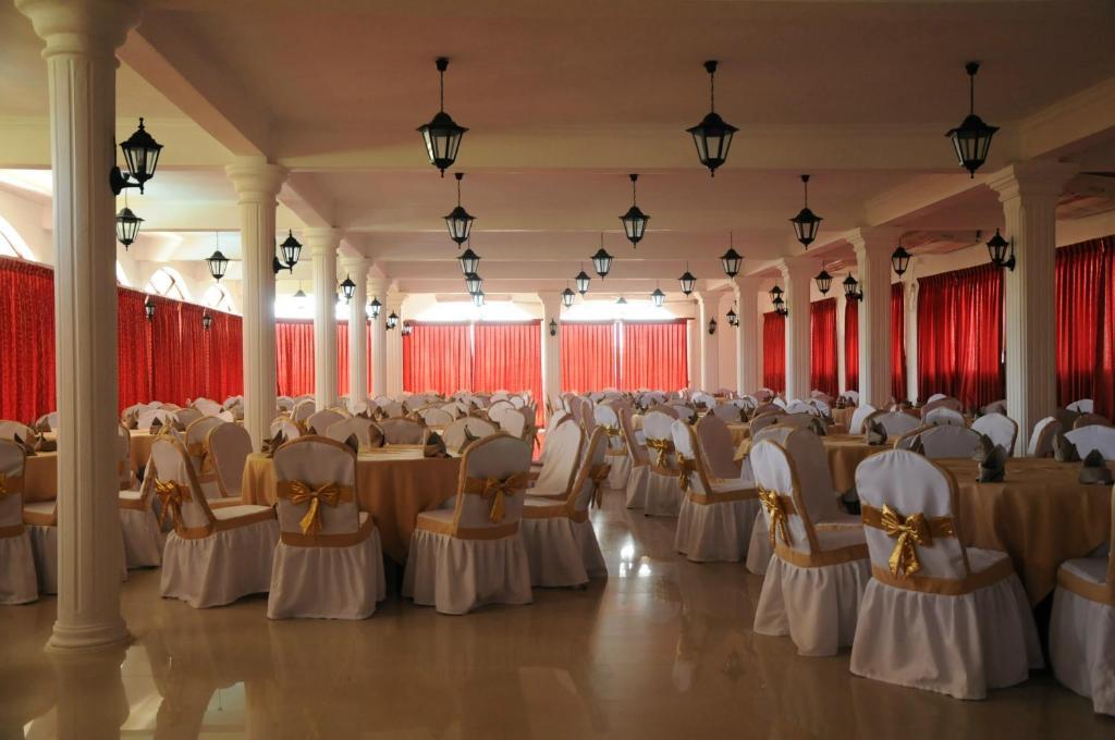 Hotel Lagoon Paradise Negombo Ngoại thất bức ảnh